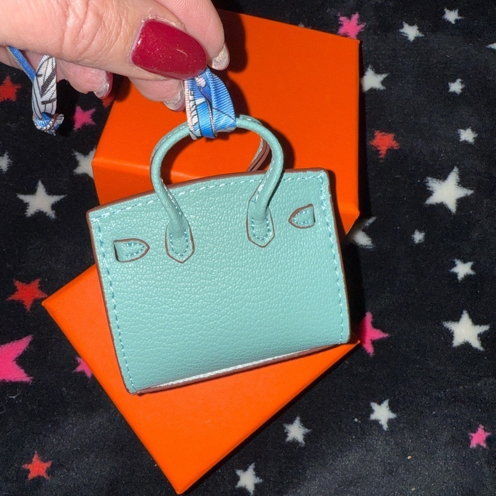 Mini bag accessories!! They can be used for anything you want. - Picture 4 of 16